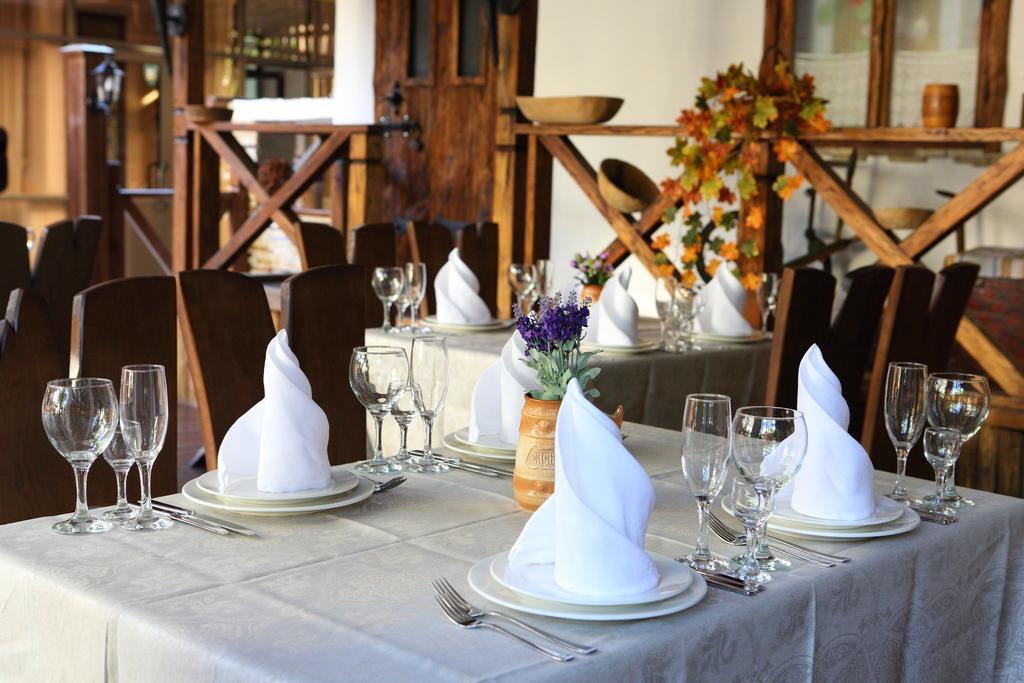 Hotel Bachus Chisinau Bilik gambar